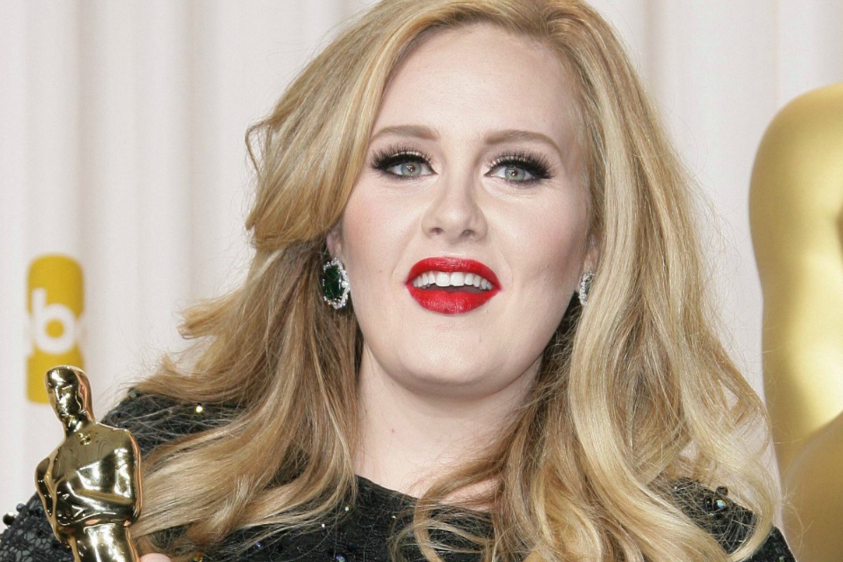Adele spaventa i fan: annullati tutti i suoi concerti