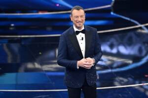 Amadeus replica alle critiche di Elena Cecchettin: "Non la inviterò a Sanremo"