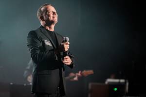 Gigi D'Alessio: un compleanno circondato dall'amore dei suoi figli