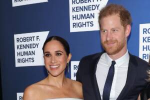 Harry e Meghan cambiano cognome ai figli