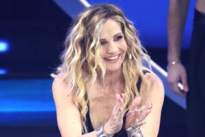 Lorella Cuccarini esulta per Angelina: il messaggio dopo la vittoria a Sanremo