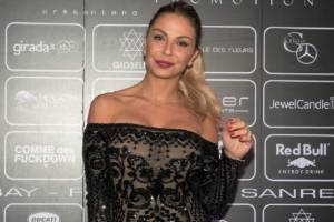 Sabrina Ghio accusa: “Mi sono fidata di un pediatra che ha rubato soldi”