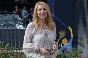 Amici, Anna Pettinelli durissima: "Non frignare. Per me non sai cantare"