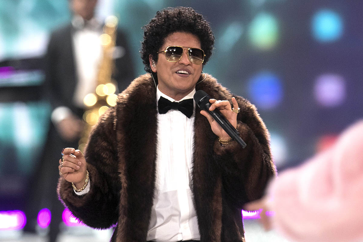 Guai per Bruno Mars: debiti per gioco d'azzardo di oltre 45 milioni di dollari