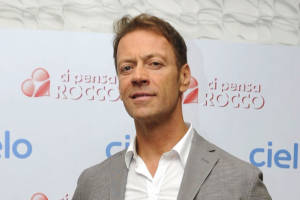 La richiesta di Rocco Siffredi: "Smettetela di insultare la giornalista"