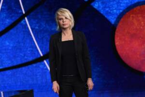 Maria De Filippi, rivelazioni inedite: &#8220;Insonnia e casa blindata&#8221;