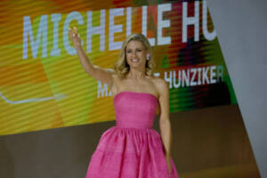 Michelle Hunziker: “Tornerei a Sanremo. Ferragnez? Dispiace per Chiara. E su Carollo…”