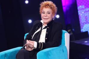 Ornella Vanoni: "Muoio sul palco. Toy Boy? Ecco cosa preferisco"