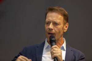 Rocco Siffredi: la giornalista che lo accusato risponde alle polemiche