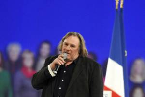 Gerard Depardieu convocato dalla polizia: cosa rischia l’attore?