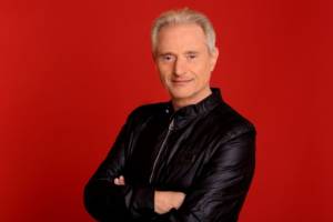 Amedeo Minghi contro l'Eurovision e Angelina Mango: le dure parole