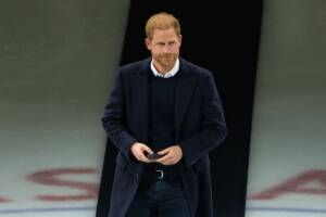 Harry a Londra ma non incontra re Carlo: ecco perché