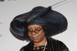 La rivelazione di Whoopi Goldberg: "La cocaina iniziò a prendermi"
