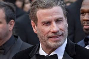 Rai contro John Travolta: azione legale e sospensione pagamento