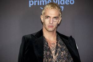 Achille Lauro tuona: arriva la frecciata agli ex giudici di X Factor