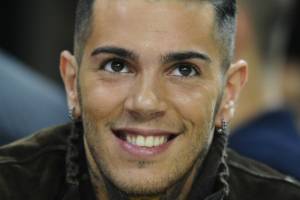 Emis Killa papà bis: l'annuncio dolcissimo e il nome scelto