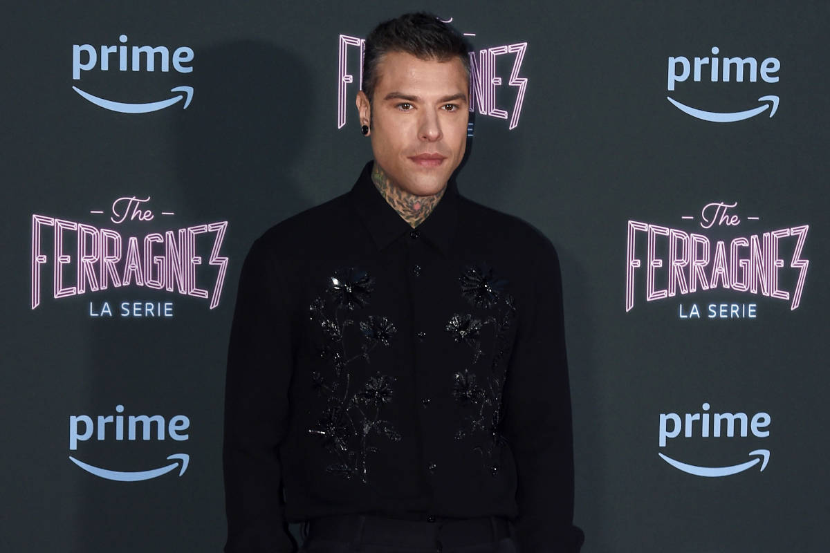 Fedez e Garance Authié, la prima vacanza insieme: le foto