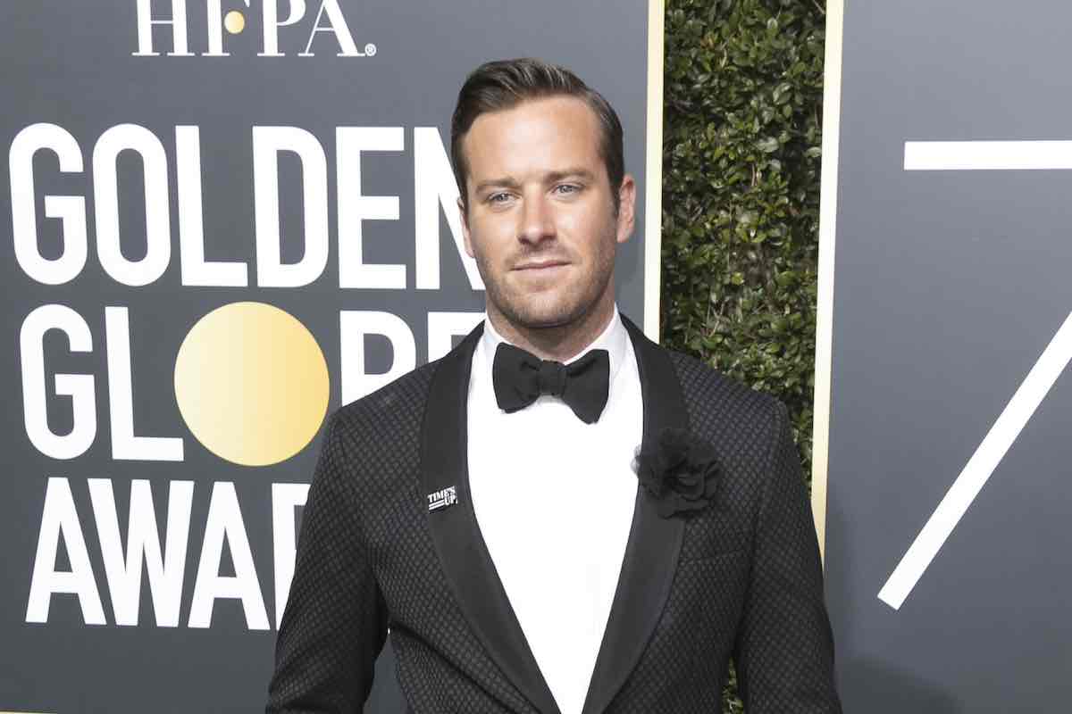 "La mia carriera è finita, ho pensato al suicidio": la confessione shock di Armie Hammer