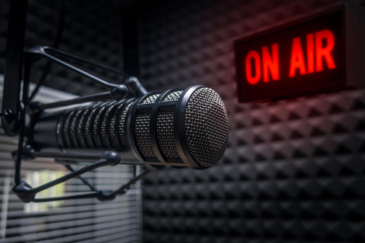 Lutto nel mondo della radio: addio alla storica voce di Virgin Radio