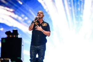 "Lasciati da più di un mese": segnalazione su Eros Ramazzotti e Dalila