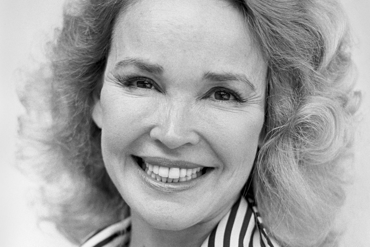 Lutto nel mondo del cinema: addio alla famosa attrice (moglie di Bing Crosby)