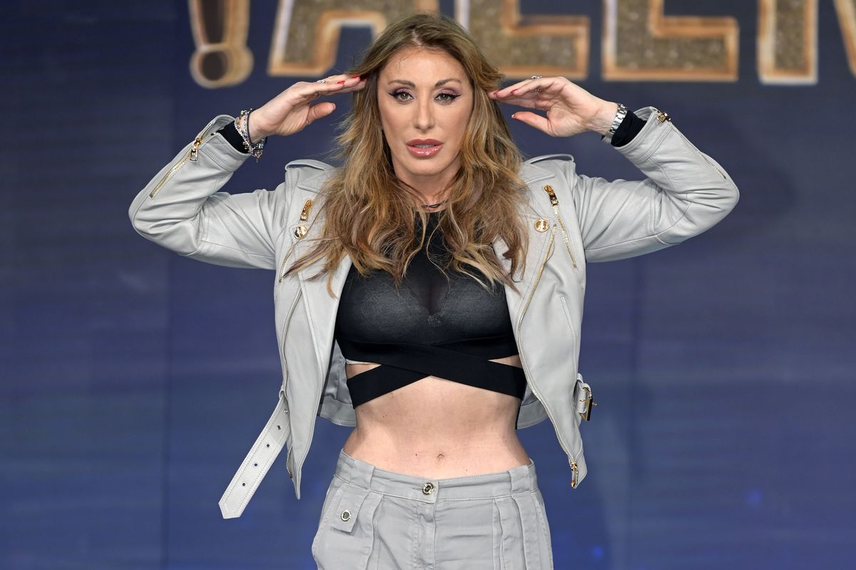 Sabrina Salerno operata per un tumore al seno: l'annuncio preoccupante