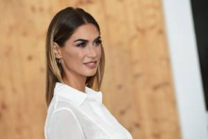 Selvaggia Lucarelli, dura frecciata a Melissa Satta per le tende