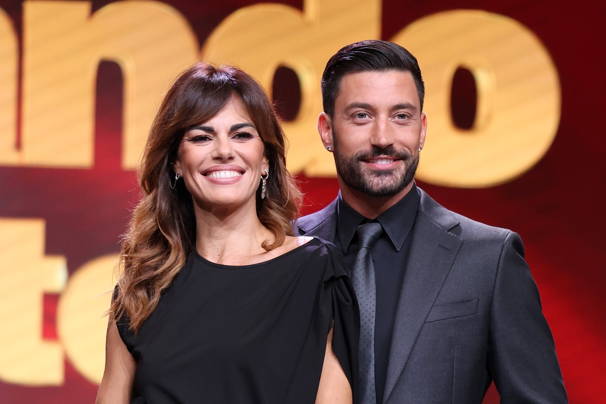 Bianca Guaccero e il ballerino Giovanni Pernice beccati insieme: notte in hotel