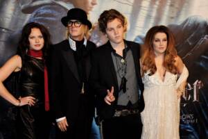 Lisa Marie Presley, rivelazioni shock: il corpo del figlio in casa per due mesi