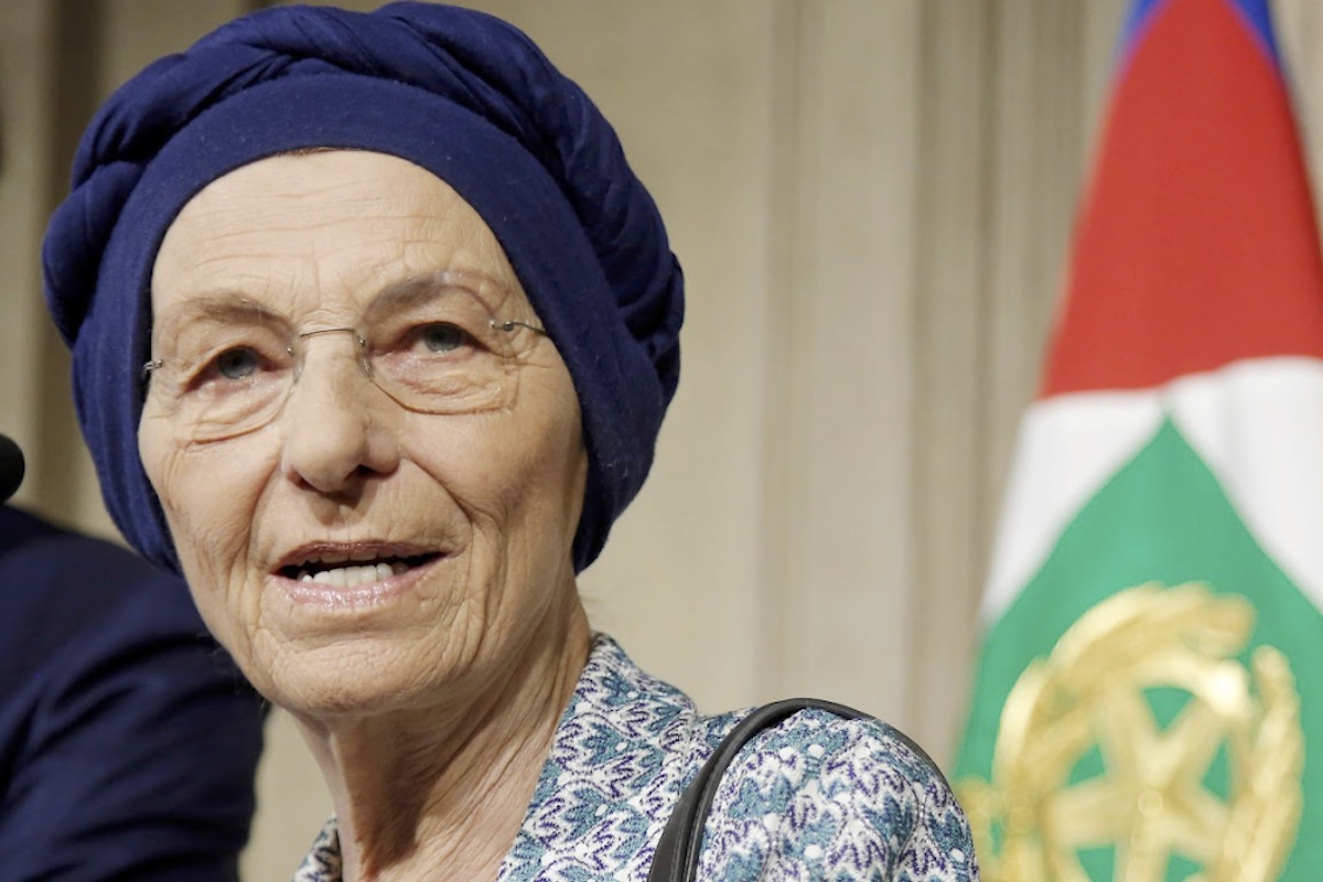 Paura per Emma Bonino: ricoverata in terapia intensiva