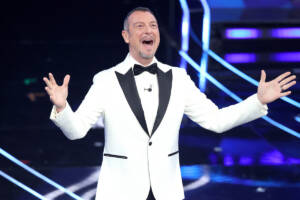 Amadeus sbotta: "Con me ha chiuso", anche Fedez nel mirino