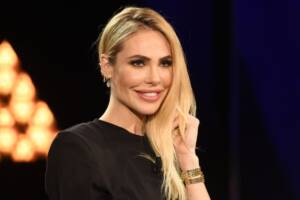 Ilary Blasi contro Totti, la battaglia ricomincia: lei lo ha denunciato