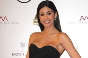 La confessione di Federica Nargi: "Mi vergognavo di una cosa..."
