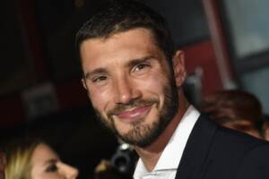 Stefano De Martino non ci sta: la strana reazione alla sua imitazione