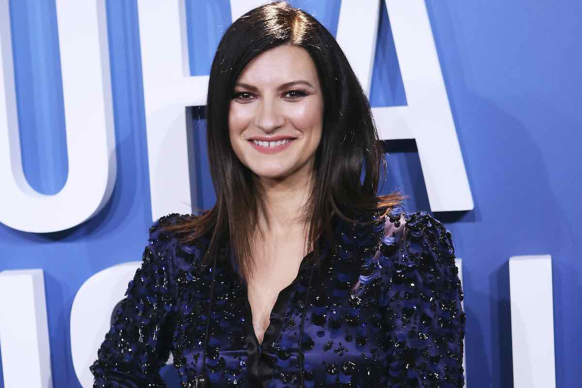 Timore per Laura Pausini: l'annuncio, "Mi devo fermare"