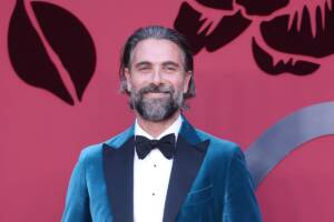 "Hai rotto i co***oni": Luca Calvani perde le staffe al GF