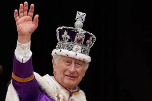 Scandali a Corte: il principe Andrea escluso dalle festività natalizie