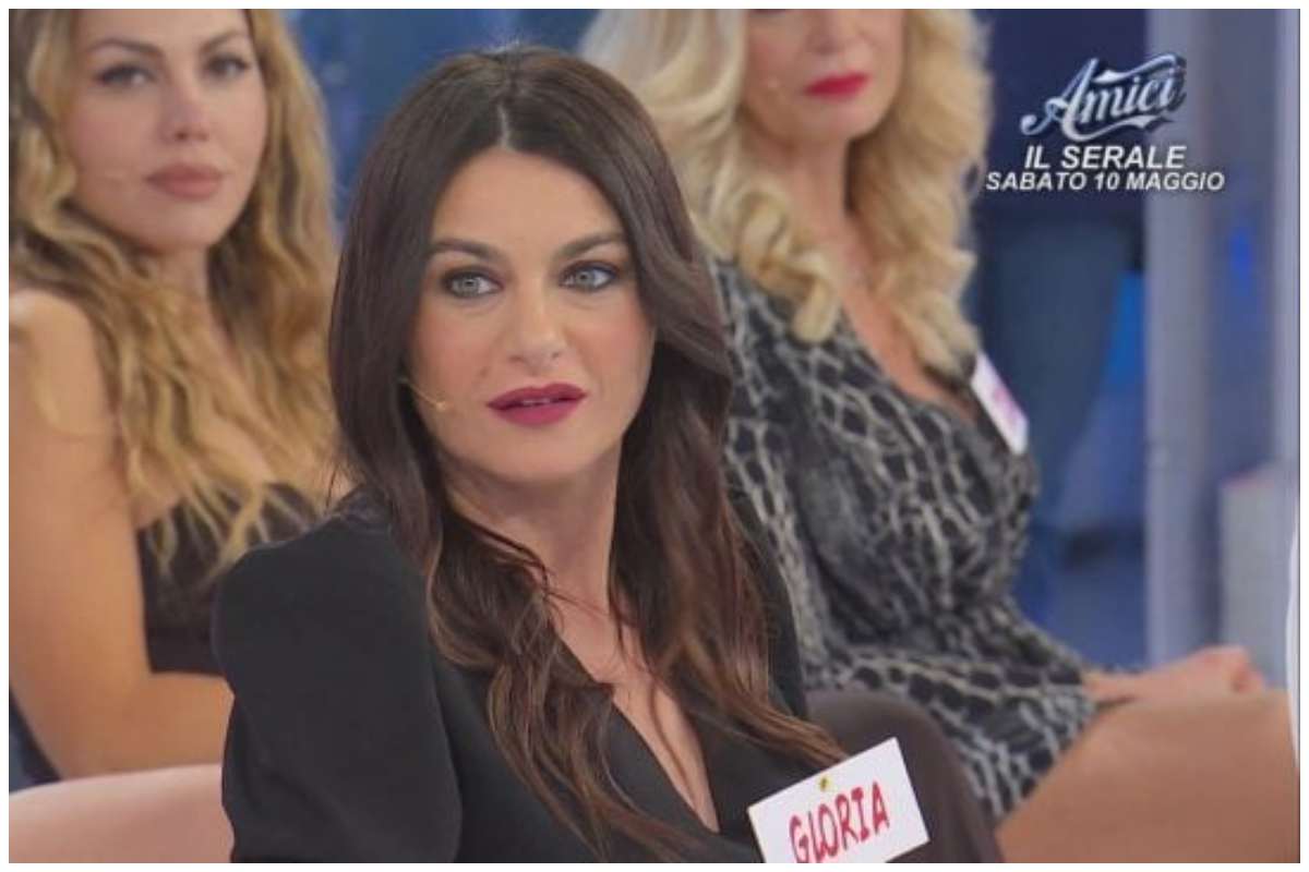 Uomini e Donne, che lavoro fa Gloria Nicoletti: tutto sulla dama romana del trono over