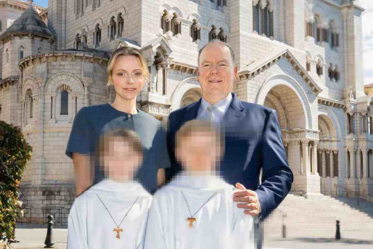 la comunione dei gemelli di Alberto e Charlene di Monaco