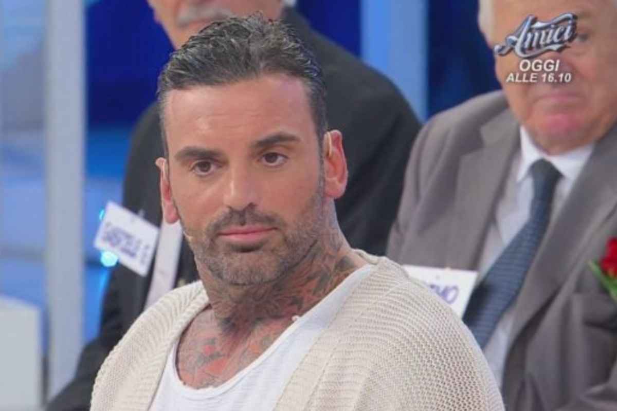 cusitore uomini e donne